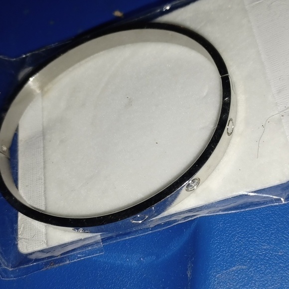 Cute Dainty Bracelets - Picture 4 of 4